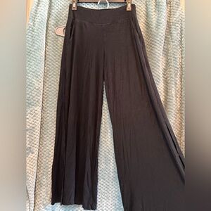Aerie Black Butter Soft Wide Leg Pants with Peekaboo Sides